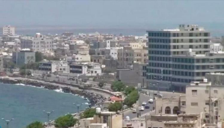 ضربات أمريكية بريطانية تستهدف مواقع حوثية في محافظة الحديدة