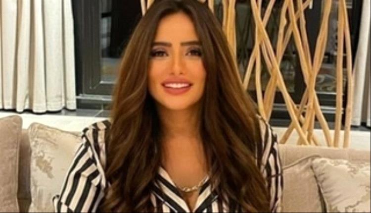 بشكل ساخر.. زينة ترد على إشاعات تسببها بانفصال ياسمين والعوضي
