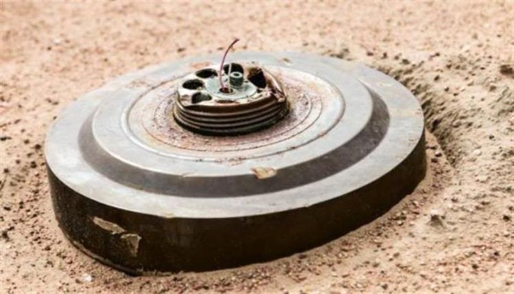 إصابة امرأة وطفل بانفجار لغم حوثي شمالي حجة