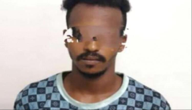 شرطة التواهي تضبط عناصر متورطة بقضية سرقة أحد المساجد بالمديرية