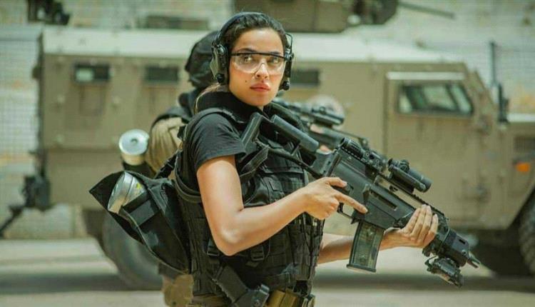 نادين نجيم.. إطلالات حربية في أولى حلقات "2024"