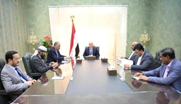 بعد تصعيد «الحوثي» بجبهات القتال.. رسائل رئاسية يمنية «حاسمة»
