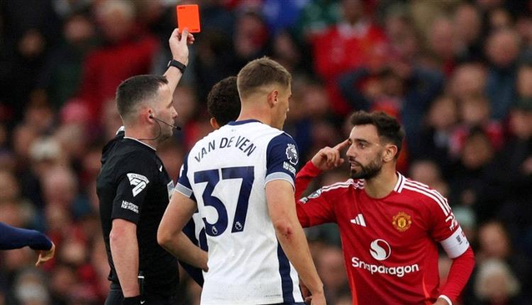 إلغاء البطاقة الحمراء على قائد مانشستر يونايتد
