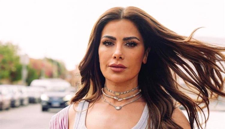 صراع نفسي يُسيطر على صبا مُبارك في "وتر حساس"
