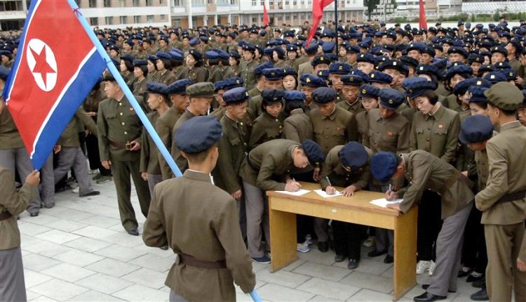 طبول الحرب تقرع.. كوريا الشمالية تحشد 1.4 مليون مجند
