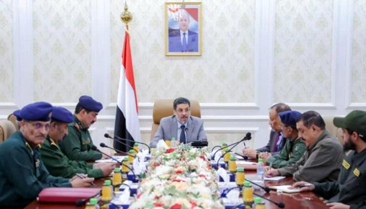 تحركات حكومية لمنع تهريب العملة وضبط الجرائم الاقتصادية
