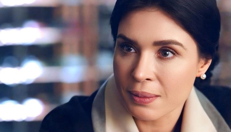 دينا تكشف علاقتها بزوج كارول سماحة.. وتعترف بما فعله معها جورج وسوف
