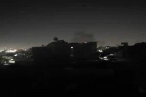صنعاء تحت القصف .. قنابل شديدة الانفجار تهز المدينة "تفاصيل"
