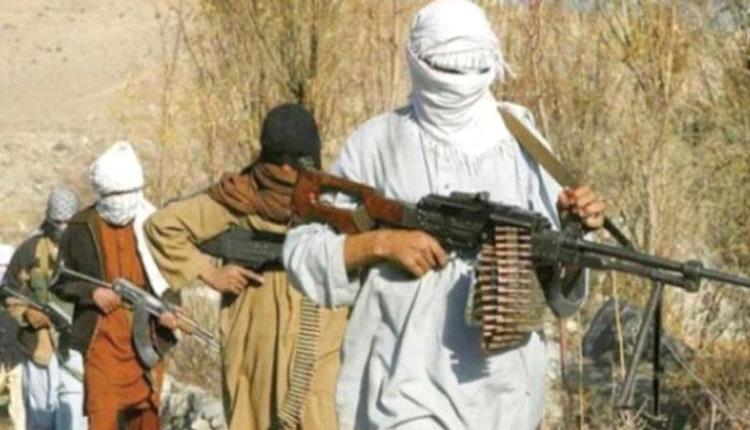 استشهاد جندي وإصابة 4 آخرين بهجوم جديد للقاعدة في محافظة أبين
