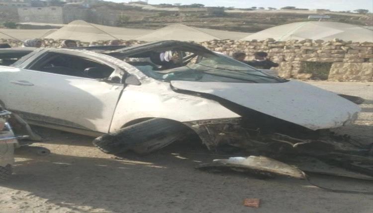 مصرع ثلاثة اشخاص في حادث مروع بمحافظة عمران
