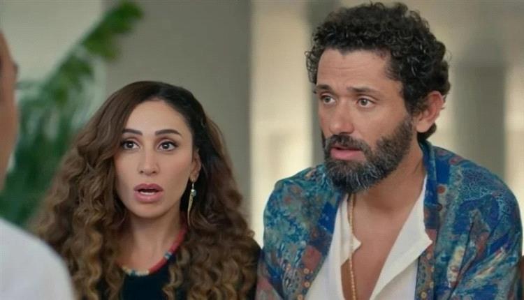 بعد شائعات الزواج والطلاق.. منتج فيلم "طلقني" لكريم ودينا يكشف مصيره
