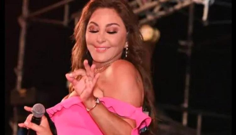 ابتسامة تنقذ إليسا من موقف محرج في حفل الساحل الشمالي
