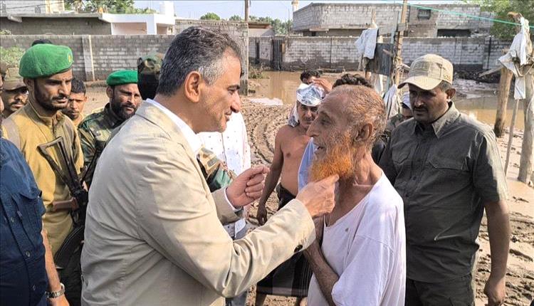 محافظ عدن يعلن مديرية البريقة منطقة منكوبة
