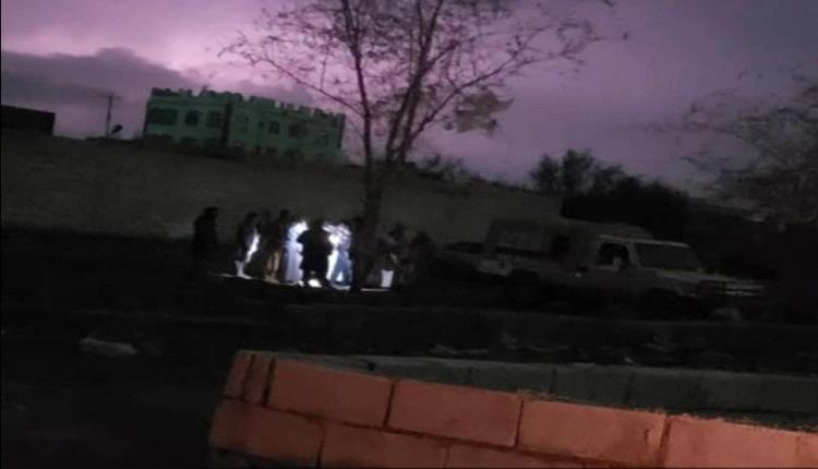 مليشيا الحوثي تسطو على أرضية في صنعاء وتشرع بالبناء بالقوة
