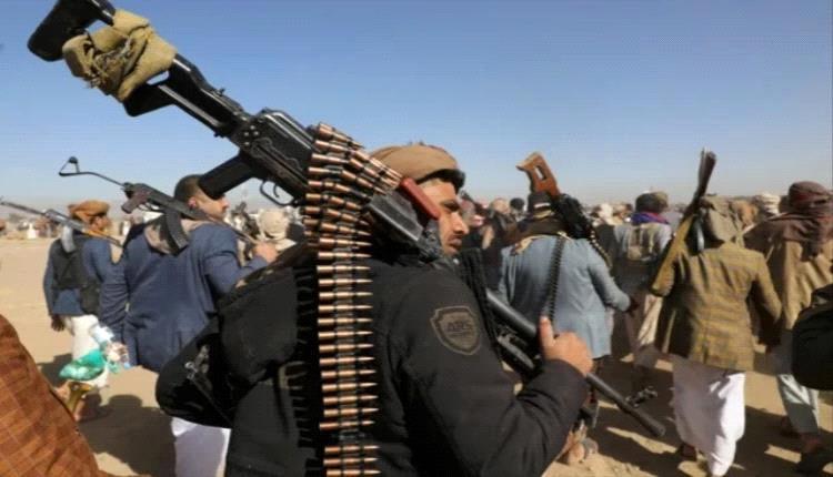 الحوثيون ينهبون منزل قائد عسكري في جيش الشرعية
