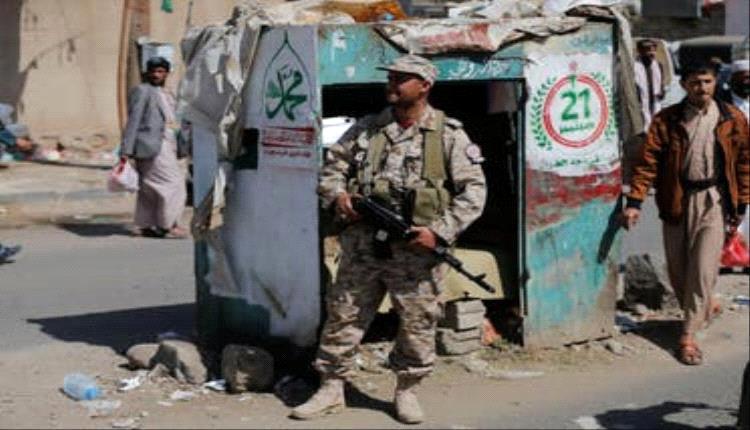 الحوثي يعرقل حياة المدنيين ويصادر المواد الغذائية والمحروقات من قوافل متجهة من مأرب الجوف
