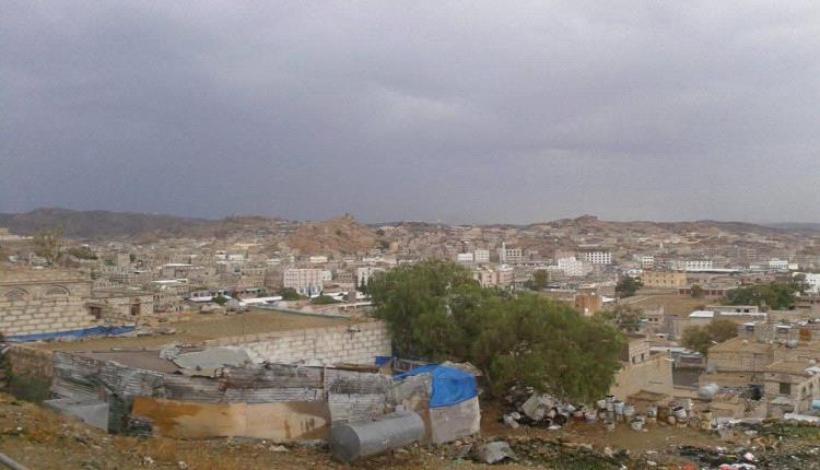 البيضاء.. إصابة ثلاثة طلاب في هجوم حوثي بقنبلة على مدرسة
