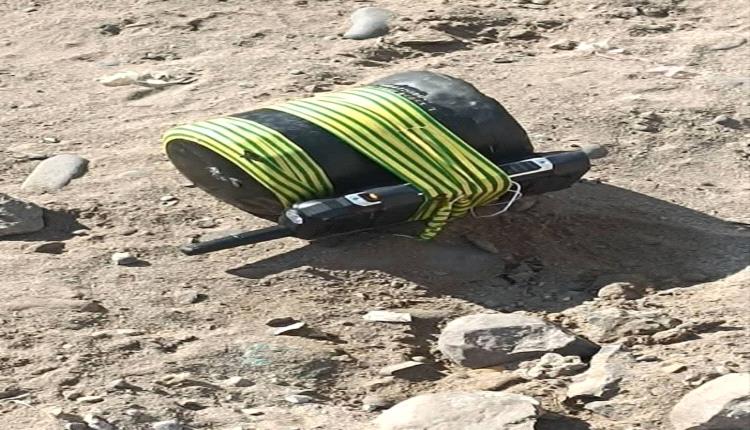 اكتشاف عبوة ناسفة بجانب منزل ضابط شرطة في عدن
