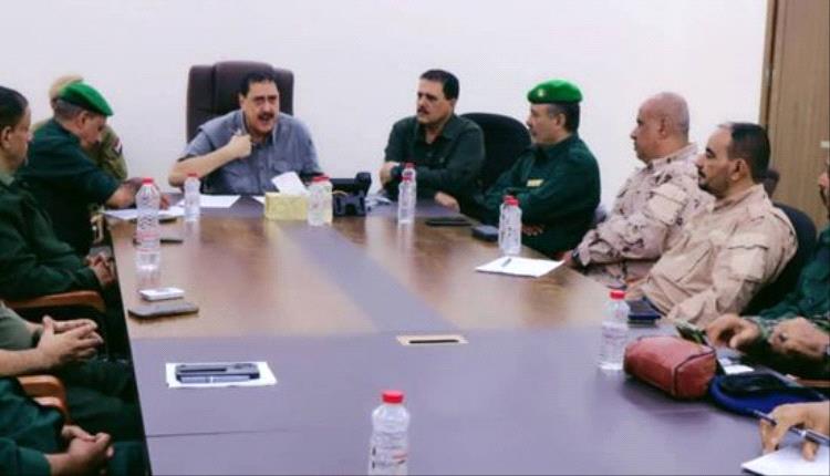 أمن عدن يناقش ضوابط استخدام كاميرات المراقبة ورفع الجاهزية
