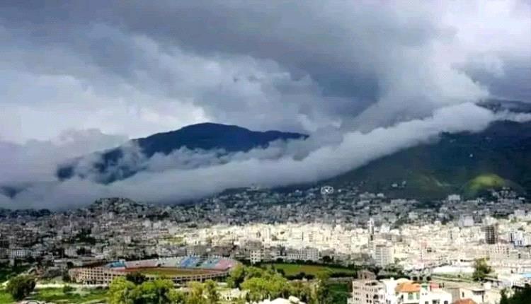 فلكي يبشر بـ"حدث مناخي مبكر" سيبدأ غداً الأحد
