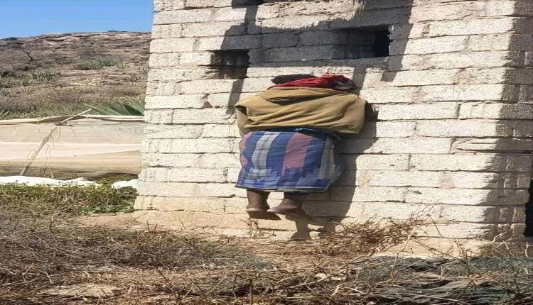 عقب عودته من زيارة والده المختطف لدى الحوثيين .. شاب ينهي حياته شنقًا في محافظة إب
