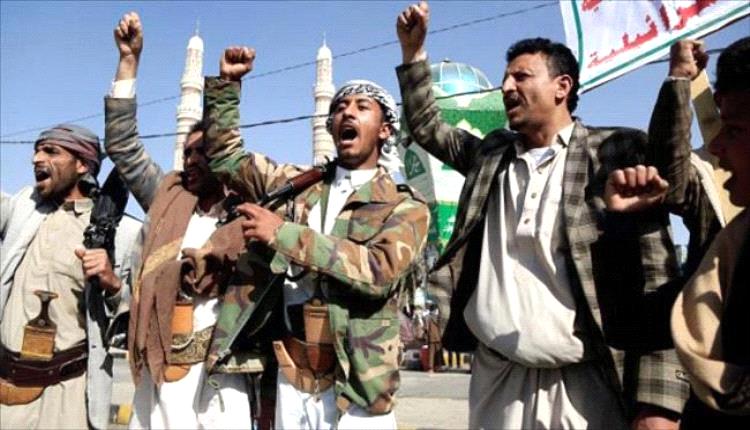 تصعيد الحوثي خطوة نقدية أم رسالة سياسية لتحدي الشرعية وتقويض الاقتصاد اليمني؟
