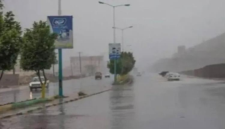 أمطار رعدية على هذه المحافظات خلال الساعات القادمة وتحذيرات مهمة للسكان
