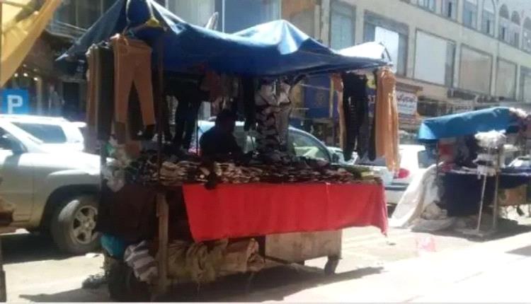 حملة حوثية جديدة تستهدف الباعة في شارع هائل وسط صنعاء
