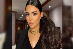 أسماء جلال تلاحق مصفف شعرها قضائياً.. ما السبب؟
