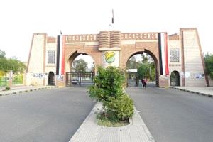 مشرف حوثي يوجّه رئيس جامعة صنعاء بعدم منح طالبات شهادات التخرج
