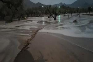 السيول الجارفة تقطع طريقًا رئيسيًا في محافظة إب
