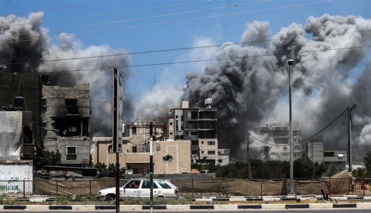 استشهاد 12 فلسطينياً في غارات إسرائيلية على غزة

