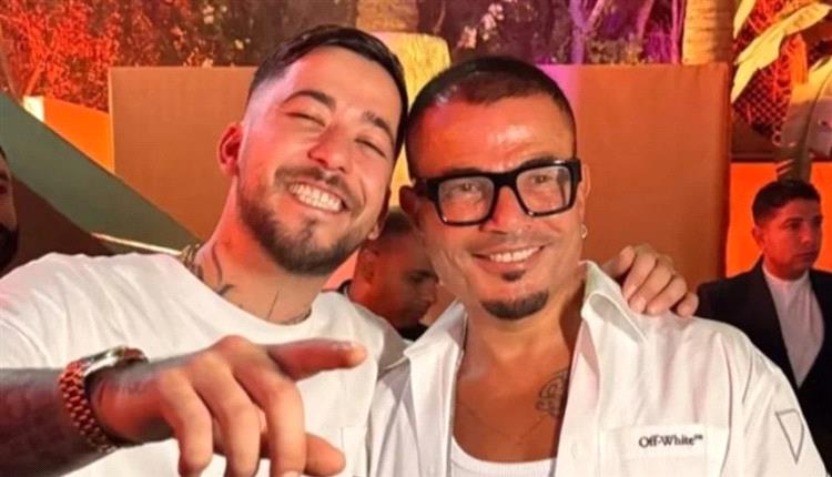 عمرو دياب يفتتح مشروعاً يمزج الذكاء الاصطناعي بالموسيقى والصحة
