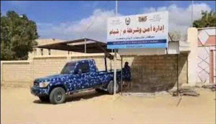 القبض على متهم بابتزاز فتاة بصورها بعد تهديدات مخلة بالأداب

