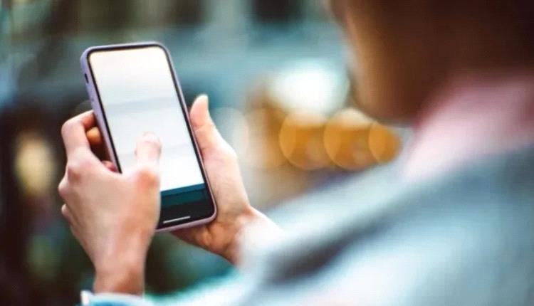 تحذير عاجل.. 9 تطبيقات يجب إزالتها من هاتفك فوراً
