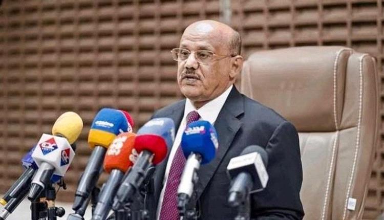 هروب مصرفي من قبضة الحوثي إلى عدن.. البنك المركزي يكشف التحولات الكبرى
