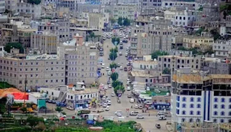 شنق رجل على يد زوجته وبناته وسط اليمن
