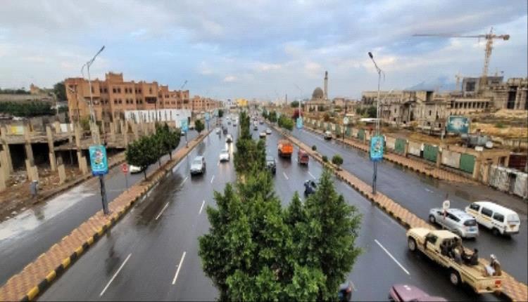 الحوثي يورط القطاع الخاص في مواجهة العقوبات الأمريكية
