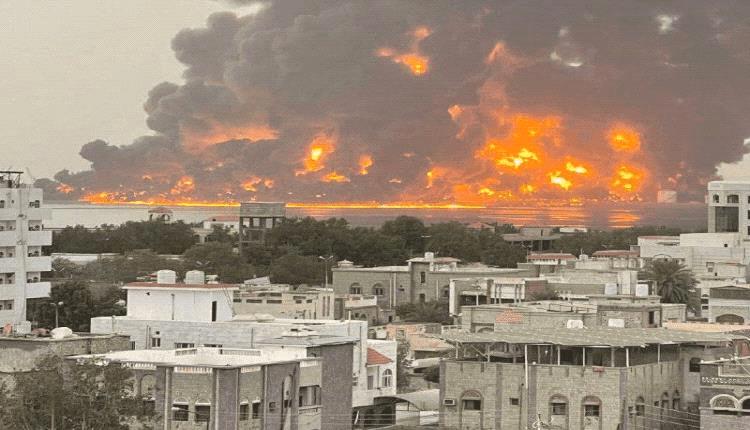 مسؤول حكومي : الحوثيون يتحملون مسؤولية تدمير موانئ الحديدة وخروجها عن الخدمة
