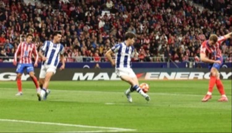 "سوبر هاتريك" سورلوث يقود أتلتيكو مدريد لسحق سوسييداد